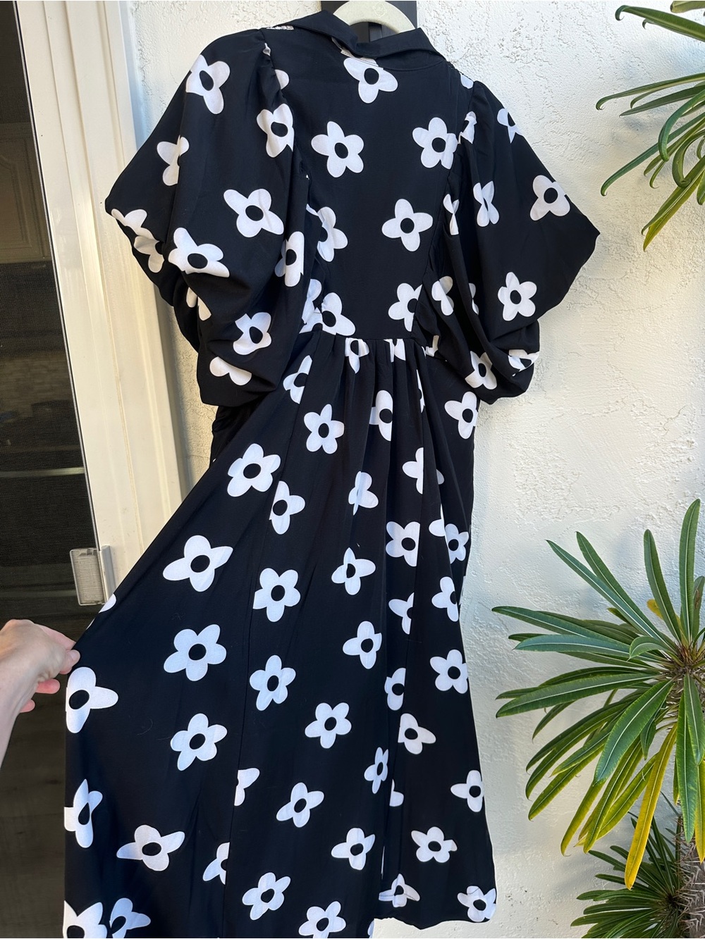 Anthropologie (Anniewear Los Angeles) Black Dress with White Floral Pattern, L - Picture 3 of 8